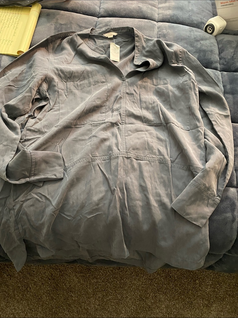 GAP Women's Tunic Top in Light Gray
